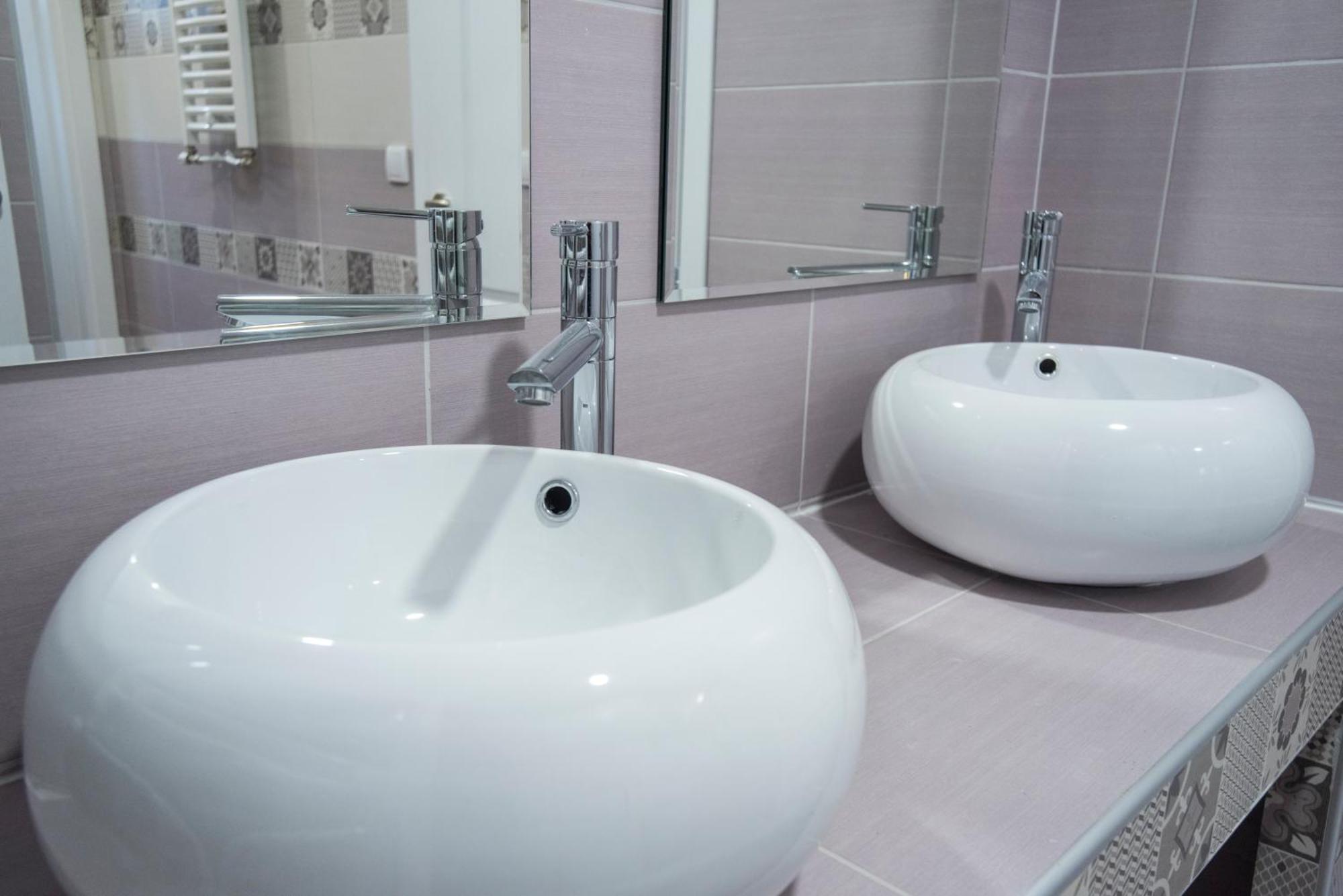 Bloom Inn Ni Szoba fotó