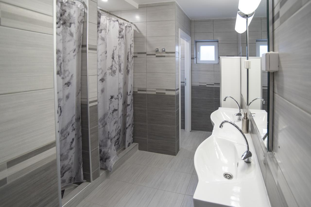 Bloom Inn Ni Kültér fotó