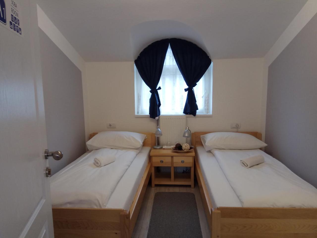 Bloom Inn Ni Kültér fotó